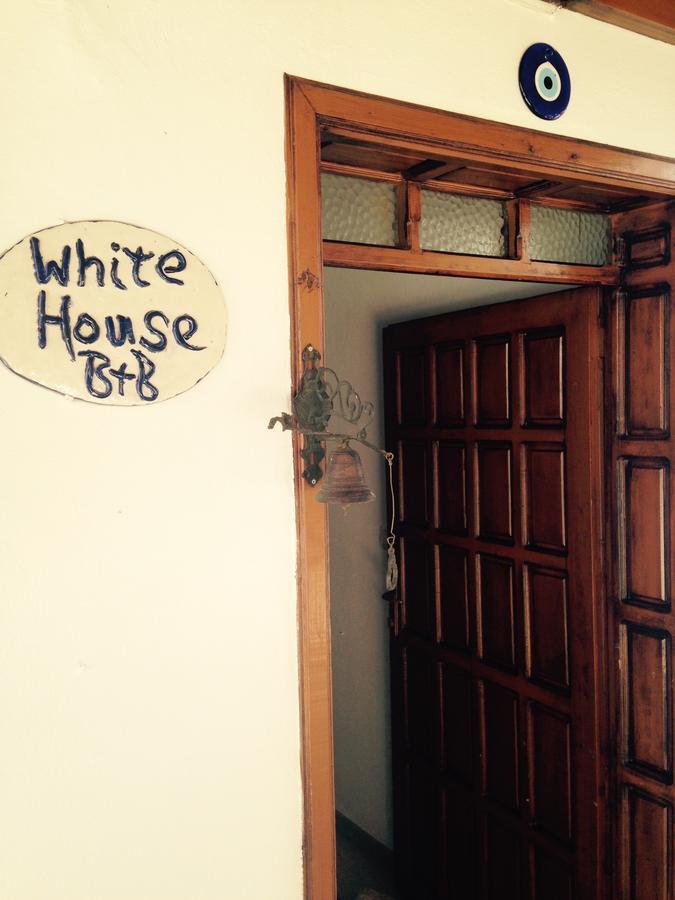 The White House Калкан Екстер'єр фото